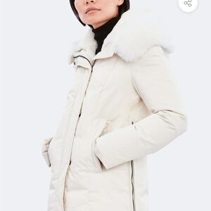 NWT - Dawn Levy Luka Alabaster Coat with Fur Trim - Luka style

Original $695